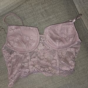 Elegant Lace Bralette in Soft Purple